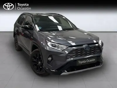 Usado Toyota RAV4 Hybrid Style 218 CV (160 kW) 2021 Gris SUV