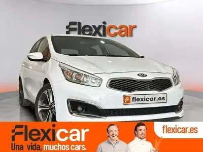 Usado Kia Ceed 136 CV (100 kW) 2018 Blanco Utilitario