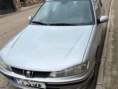 Usado Peugeot 406 90 CV (66 kW) 2000 Gris / plata Familiar