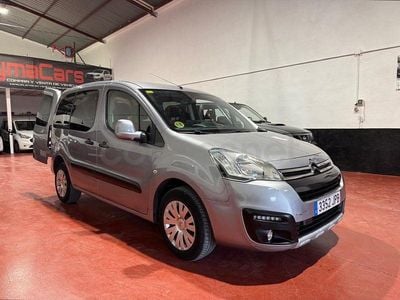 Usado Citroën Berlingo Feel 100 CV (73 kW) 2016 Gris / plata Monovolumen