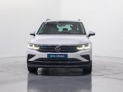 Usado VW Tiguan Life 123 CV (90 kW) 2022 Blanco SUV