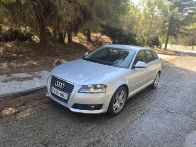 Usado Audi A3 Sportback Ambition 200 CV (147 kW) 2011 Burdeos Utilitario