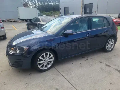Usado VW Golf VII Edition 105 CV (77 kW) 2015 Azul Berlina
