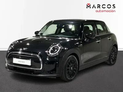 Usado Mini Cooper 136 CV (100 kW) 2023 Negro Utilitario