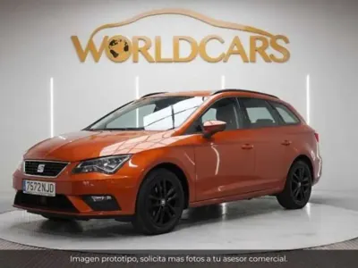 Usado Seat Leon ST Style 131 CV (96 kW) 2019 Naranja Familiar