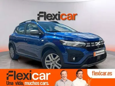 Käytetty Dacia Sandero Essentiel 101 HP (74 kW) 2023 Sininen Viistoperä