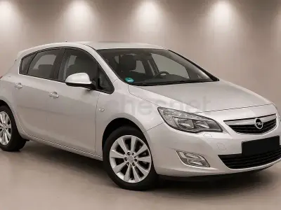 Usado Opel Astra Enjoy 115 CV (84 kW) 2010 Gris / plata Berlina