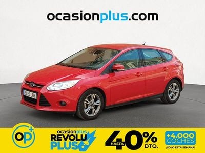 Usado Ford Focus Trend+ 125 CV (91 kW) 2015 Rojo Utilitario