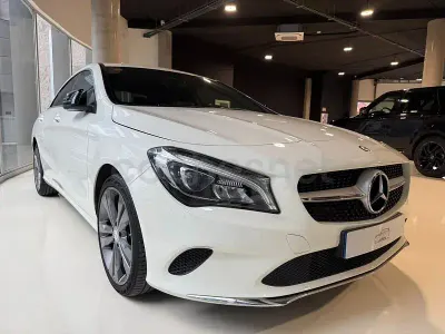 Occasion Mercedes CLA220 Urban 177 PK (130 kW) 2016 Wit Sedan