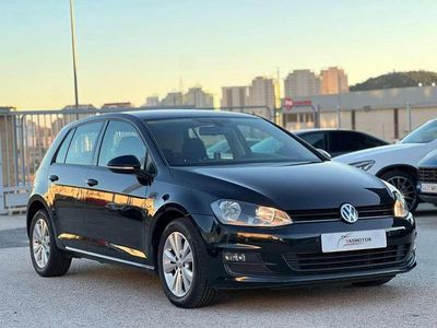 Usado VW Golf VII Advance 105 CV (77 kW) 2014 Negro Utilitario