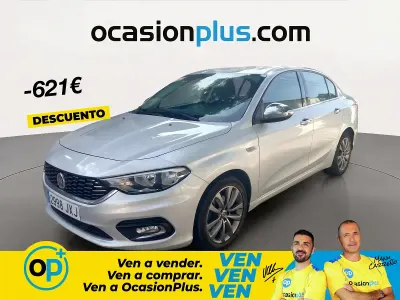 Usado Fiat Tipo Lounge 95 CV (69 kW) 2017 Gris Berlina