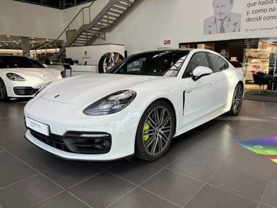 Porsche Panamera 4S