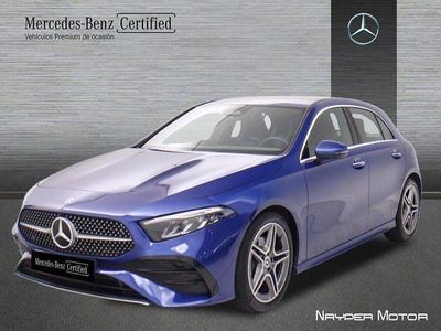 Usado Mercedes A180 AMG line 116 CV (85 kW) 2025 Azul espectra