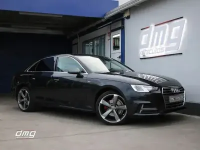 Usado Audi A4 S-Line 152 HP (111 kW) 2018 Preto Sedan