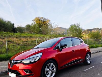 Usado Renault Clio IV LIMITED 90 CV (66 kW) 2017 Rojo Berlina
