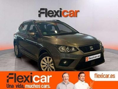 Usado Seat Arona Ecomotive 95 CV (69 kW) 2018 Gris SUV