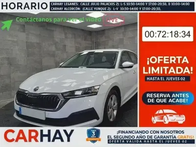 Usado Skoda Octavia 110 CV (80 kW) 2021 Blanco Familiar
