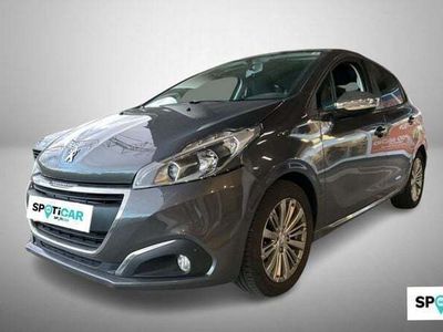 Gris Usado 2017 Peugeot 208 Style Utilitario | 12.900 €