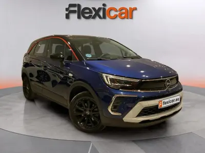 Usado Opel Crossland GS Line 110 CV (80 kW) 2021 Azul SUV