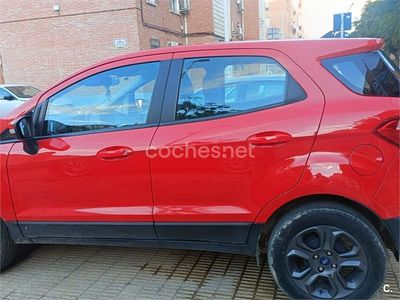 Usado Ford Ecosport Trend 100 CV (73 kW) 2020 Rojo SUV