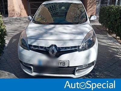 Blanco Usado 2014 Renault Scénic III Monovolumen | 7990 € (Buen precio)