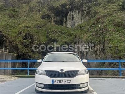 Usado Skoda Rapid Ambition 116 CV (85 kW) 2017 Blanco Utilitario
