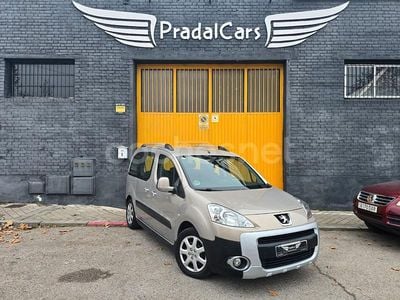 Usado Peugeot Partner Tepee Outdoor 110 CV (80 kW) 2009 Beige Monovolumen