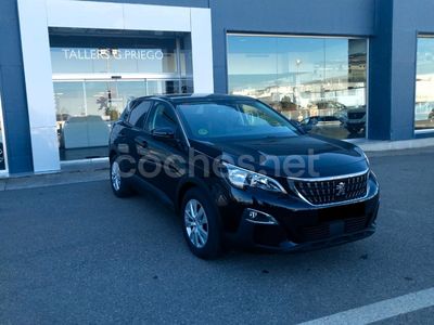 Usado Peugeot 3008 Active 130 CV (95 kW) 2018 Negro SUV
