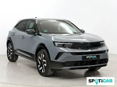 Usado Opel Mokka 136 CV (100 kW) 2025 Gris SUV