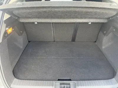 Usado Renault Captur Zen 160 CV (117 kW) 2022 Gris SUV