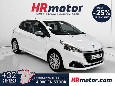 Usado Peugeot 208 Style 82 CV (60 kW) 2017 Blanco Utilitario