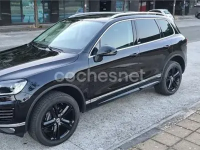 Usado VW Touareg R-line 262 CV (192 kW) 2017 Negro SUV