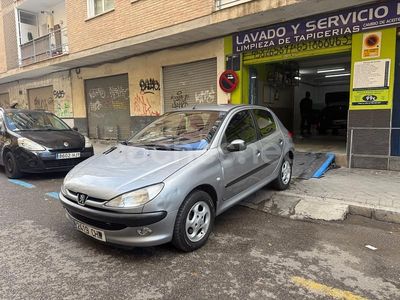 Gris / plata Usado 2003 Peugeot 206 Berlina | 1999 € (Precio justo)