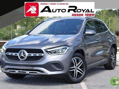 Usado Mercedes GLA200 163 HP (119 kW) 2021 Cinzento SUV