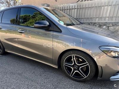 Mercedes B200