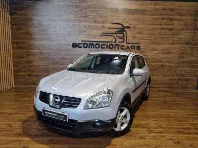 Begagnad Nissan Qashqai Tekna 106 HK (77 kW) 2007 Vit SUV
