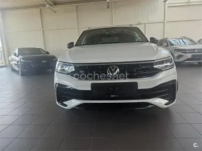 Usado VW Tiguan R-line 245 CV (180 kW) 2023 Blanco SUV