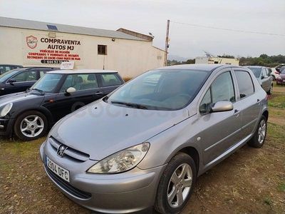 Usado Peugeot 307 90 CV (66 kW) 2005 Gris / plata Berlina