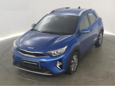Usado Kia Stonic 101 CV (74 kW) 2025 Blanco SUV