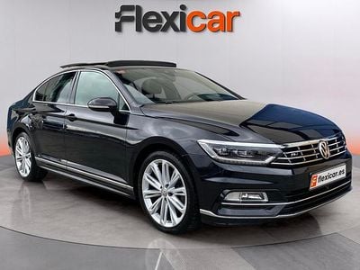 Usado VW Passat Advance 190 CV (139 kW) 2017 Negro Berlina