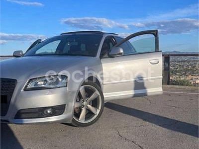 Gris / plata Usado 2011 Audi A3 Ambition Berlina | 9200 € (Precio justo)