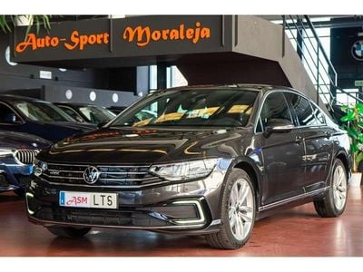 Usado VW Passat GTE 218 CV (160 kW) 2022 Gris Familiar
