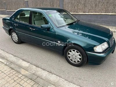 Käytetty Mercedes C240 Elegance 170 HP (125 kW) 1998 Vihreä Sedan
