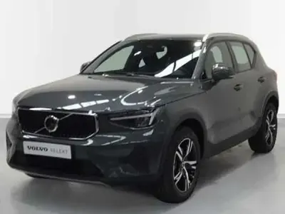 Nuevo Volvo XC40 Core 2026 Verde SUV