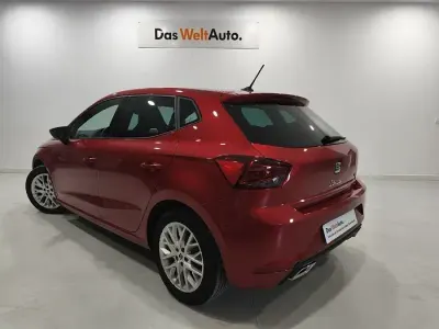 Usado Seat Ibiza FR 115 CV (84 kW) 2024 Rojo Utilitario