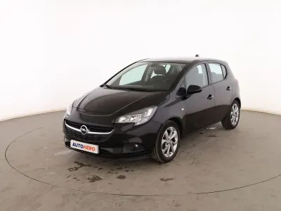 Usado Opel Corsa Selective 90 CV (66 kW) 2017 Negro Utilitario