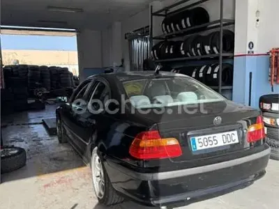 Usado BMW 318 115 CV (84 kW) 2004 Negro Berlina