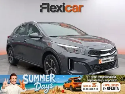 Usado Kia XCeed 141 CV (103 kW) 2024 Gris SUV