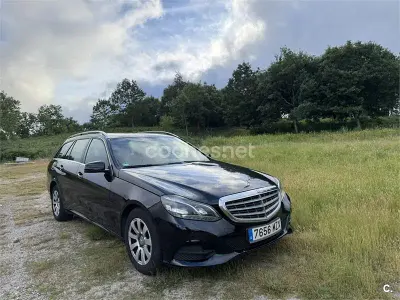 Usado Mercedes E200 136 CV (100 kW) 2015 Negro Familiar