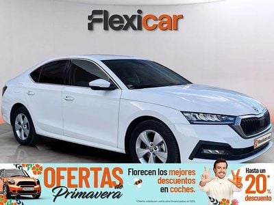 Usado Skoda Octavia Ambition 115 CV (84 kW) 2022 Blanco Berlina